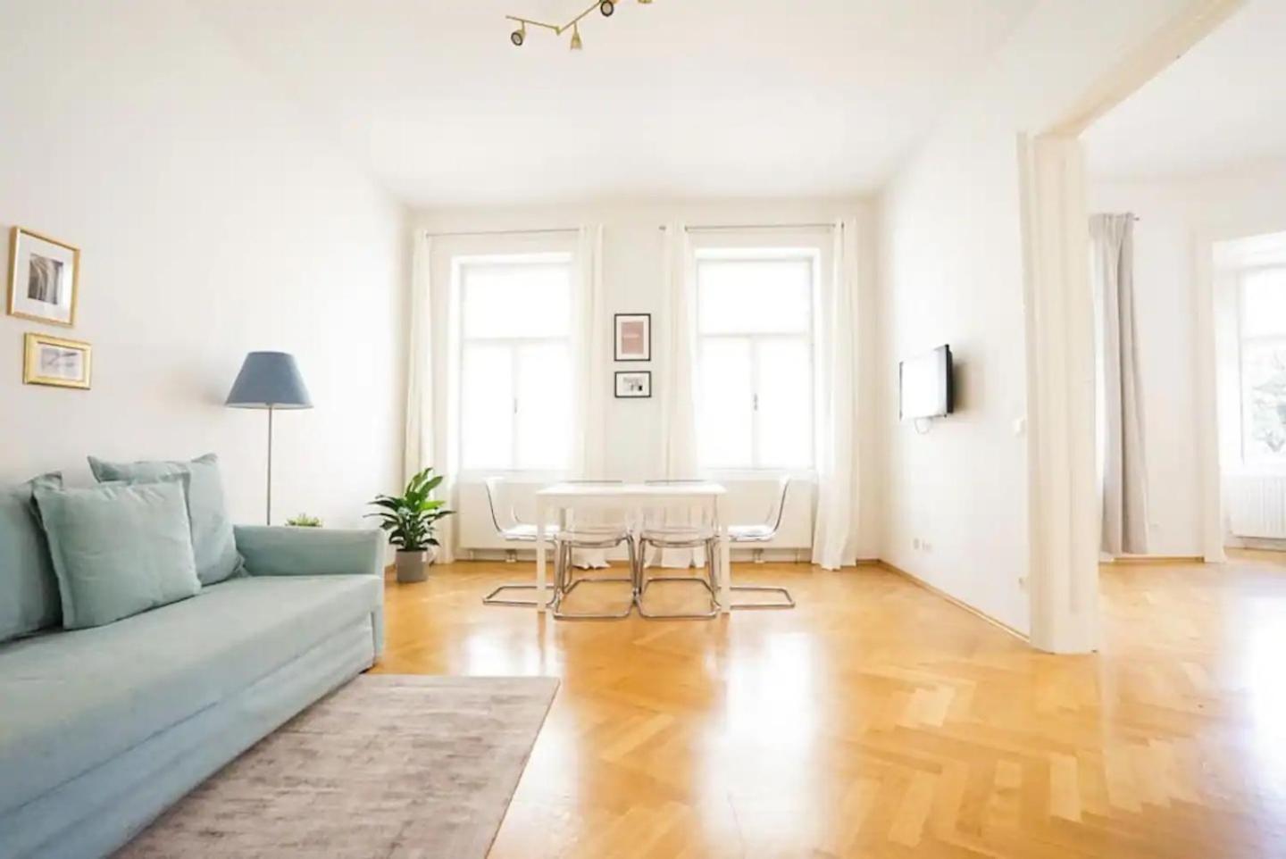 Apartment Beautiful In *